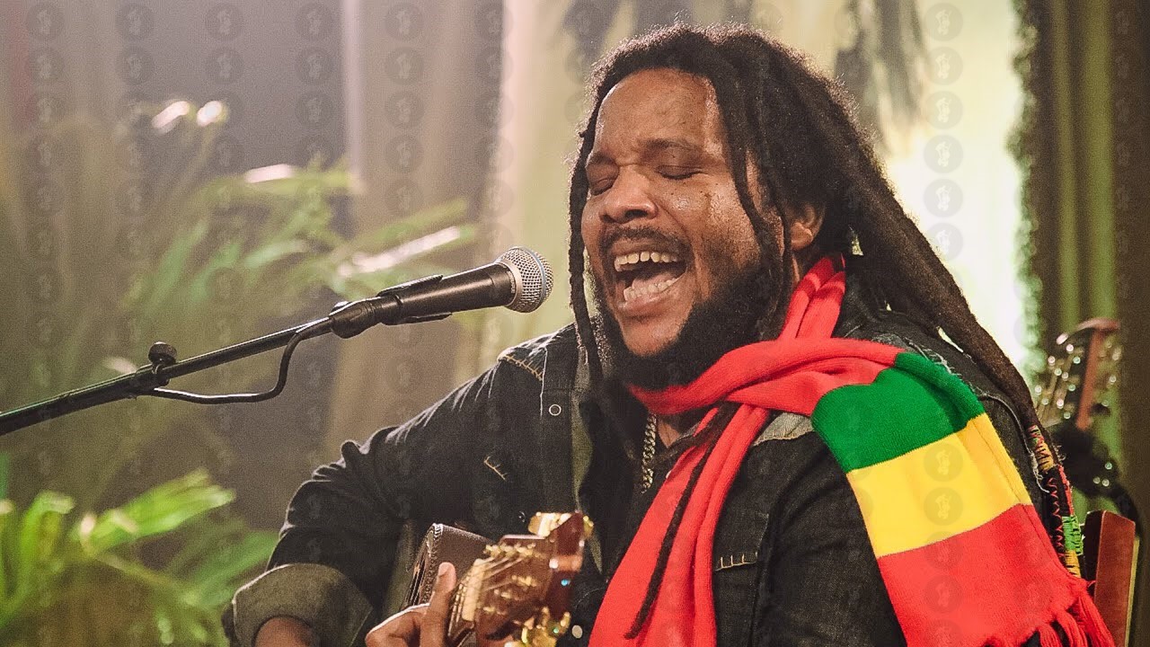 Stephen Marley Celebrates His Fathers 75th Birthday - The Music Man