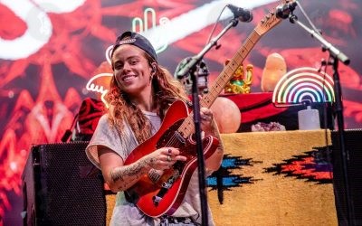 Tash Sultana An Incredible One Woman Band From Melbourne