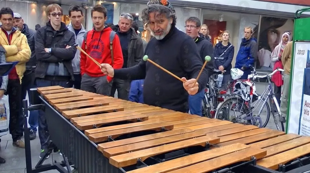 Alex Jacobowitz Marimba Musician From America - The Music Man