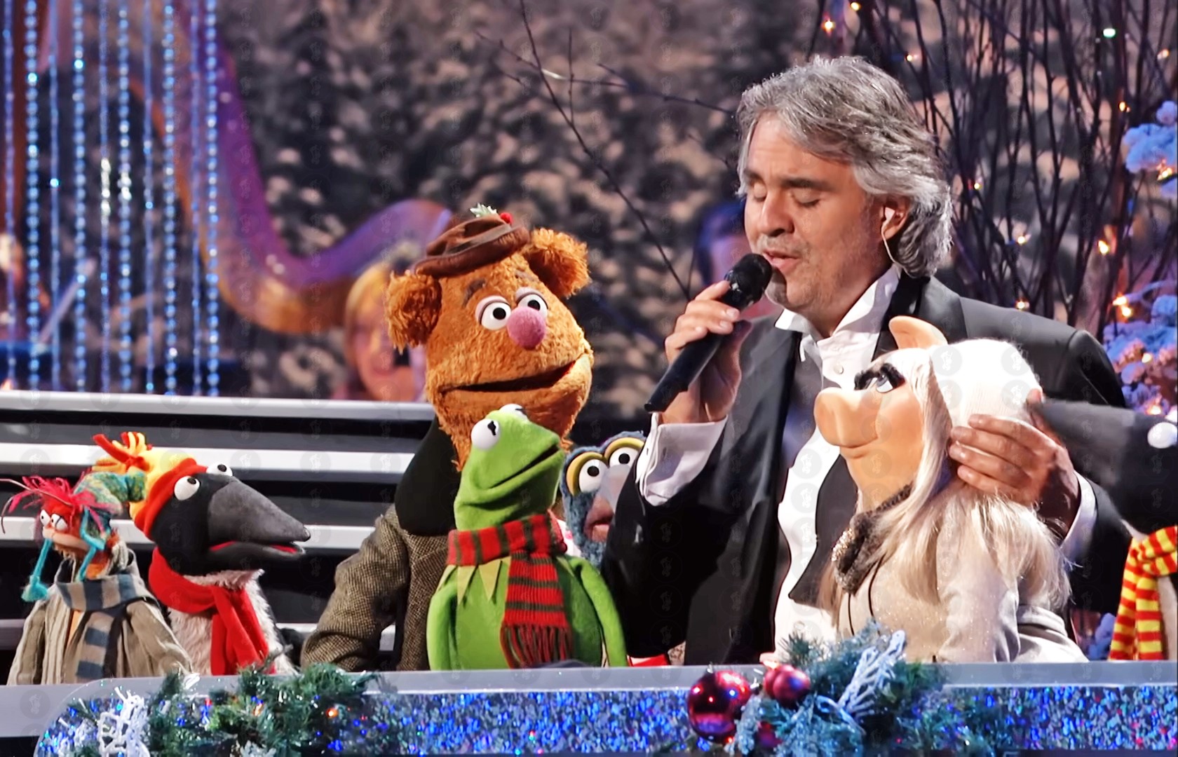 Andrea Bocelli does wacky “Jingle Bells” collab with The Muppets The