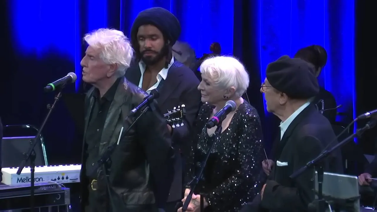 When Art Garfunkel and Graham Nash walked onstage at the 43rd Annual John Lennon Tribute, something very special happened - The Music Man